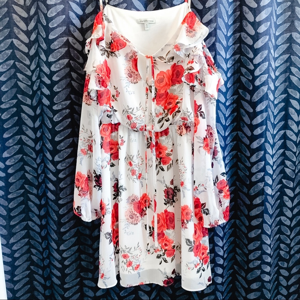 OFF THE SHOULDER FLORAL DRESS